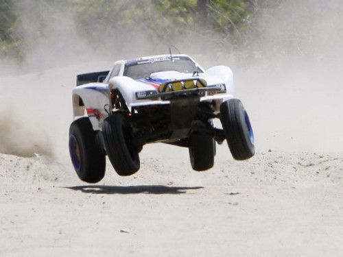 1/5 RTR  Шорткорс BAJA 5T (радио 2.4GHz) кузов ЧЕРНЫЙ фото 5