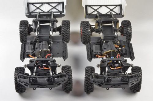 Трофи модель Yikong 4101 PRO 1/10 crawler pickup (Gray) RTR фото 3