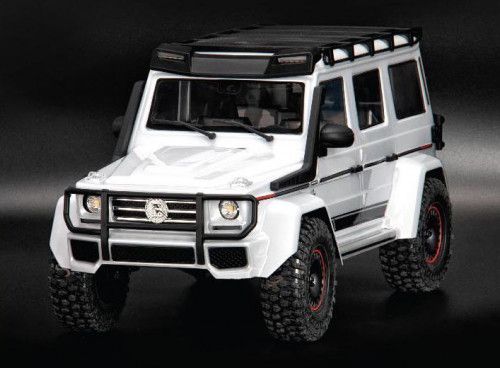 Трофи модель Yikong 4106 PRO crawler Benz G500 (Perl White) 1/10 RTR