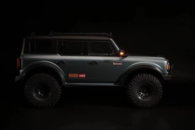Трофи модель Yikong 4083 V3 1/8 crawler Bronco (Concrete Grey) RTR
