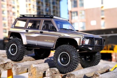 Трофи модель Yikong 4107 V2 crawler Patrol Y60 (Champagne) 1/10 RTR